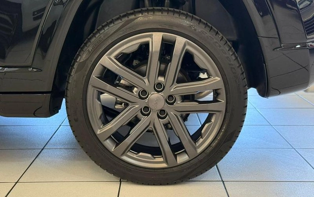 imagem-https://www.socarrao.com.br/sc-vehicle-images-prod/939184/1783794438882-7510424_14_B_a7db9b930d.jpeg