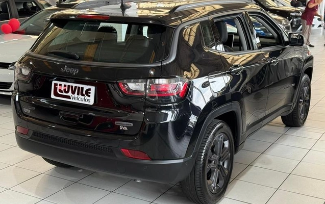imagem-https://www.socarrao.com.br/sc-vehicle-images-prod/939186/1782935689109-7550260_6_B_b111250e74.jpeg