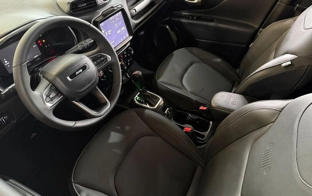 imagem-https://www.socarrao.com.br/sc-vehicle-images-prod/939193/1781041154848-7807916_7_B_1f74f2189d.jpeg
