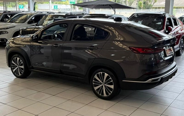 imagem-https://www.socarrao.com.br/sc-vehicle-images-prod/939197/1781028381025-7808002_12_B_e9143affaf.jpeg