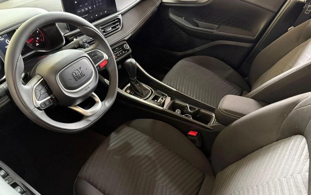 imagem-https://www.socarrao.com.br/sc-vehicle-images-prod/939197/1781028381035-7808002_6_B_6b713fd677.jpeg