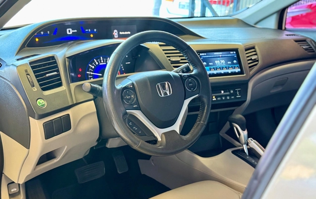 imagem-https://www.socarrao.com.br/sc-vehicle-images-prod/939316/1789159414753-0632a86eca2341e4b8fc2bd6bfc15d01_1773680191861.jpeg