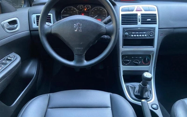 imagem-https://www.socarrao.com.br/sc-vehicle-images-prod/939365/1790623084692-7905105_5_B_c0ec9a8bcd.jpeg