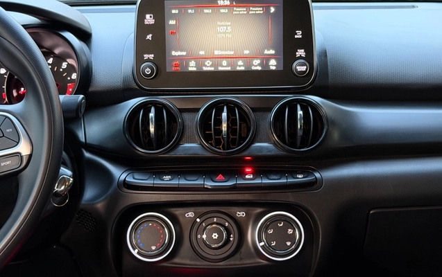 imagem-https://www.socarrao.com.br/sc-vehicle-images-prod/939975/1773786714493-SU1HXzc5MDkuanBlZw.jpeg
