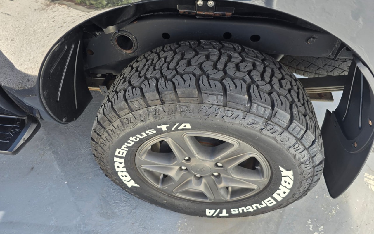 imagem-https://www.socarrao.com.br/sc-vehicle-images-prod/940040/1773789367989-V2hhdHNBcHAgSW1hZ2UgMjAyNi0wMy0xNyBhdCAxOS41My41NCAoMykuanBlZw.jpeg