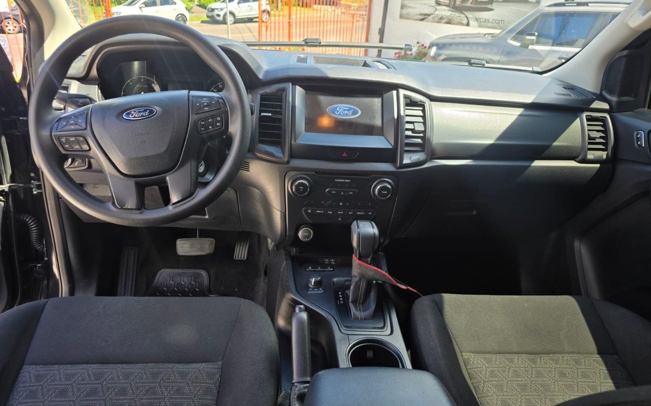 imagem-https://www.socarrao.com.br/sc-vehicle-images-prod/940040/1773789368534-V2hhdHNBcHAgSW1hZ2UgMjAyNi0wMy0xNyBhdCAxOS41My41NSAoMykuanBlZw.jpeg
