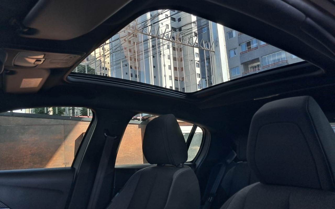 imagem-https://www.socarrao.com.br/sc-vehicle-images-prod/940056/1773791234149-V2hhdHNBcHAgSW1hZ2UgMjAyNi0wMy0xNyBhdCAyMC4yOC4yNSAoMSkuanBlZw.jpeg