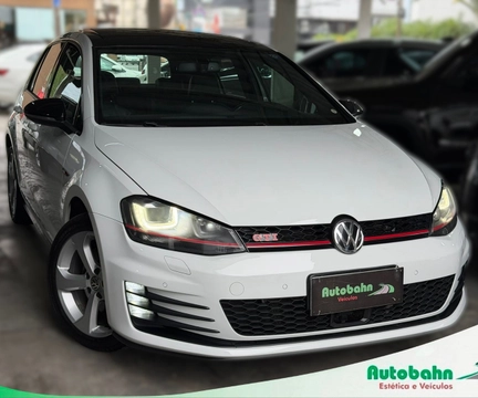 Volkswagen Golf 2015 Branco — foto 1 de 3