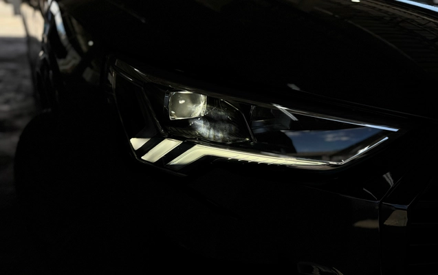 imagem-https://www.socarrao.com.br/sc-vehicle-images-prod/940261/1782160044149-c00a3920-8f4d-40c4-a00b-b18b951d365e.jpg