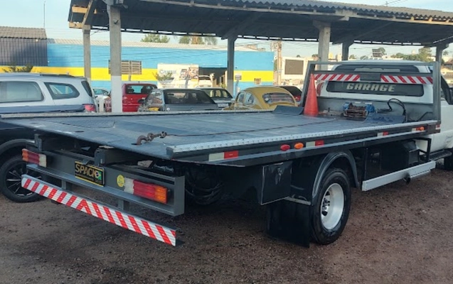 imagem-https://www.socarrao.com.br/sc-vehicle-images-prod/941600/1773845125398-SU1HXzIwMjYwMzE3XzE3MzkxMTQzMl9IRFIuanBn.jpg