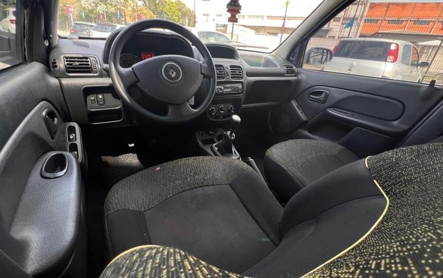 imagem-https://www.socarrao.com.br/sc-vehicle-images-prod/941650/1789577336033-7808873_12_B_31d4252884.jpeg