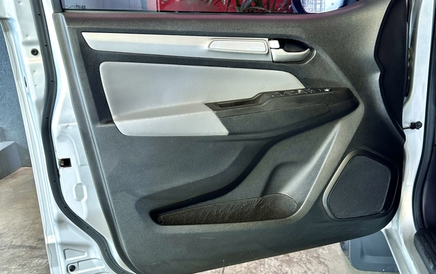 imagem-https://www.socarrao.com.br/sc-vehicle-images-prod/941695/1773846718777-20_041919.jpg