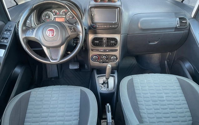 imagem-https://www.socarrao.com.br/sc-vehicle-images-prod/941793/1778875216966-112102ba-d2c4-49d5-ab73-382a8d6ec6f0.jpg