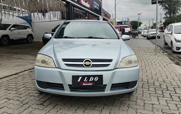 imagem-https://www.socarrao.com.br/sc-vehicle-images-prod/941972/1773853083678-My5qcGVn.jpeg