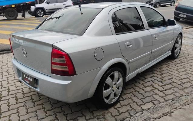 imagem-https://www.socarrao.com.br/sc-vehicle-images-prod/941972/1773853083935-NS5qcGVn.jpeg