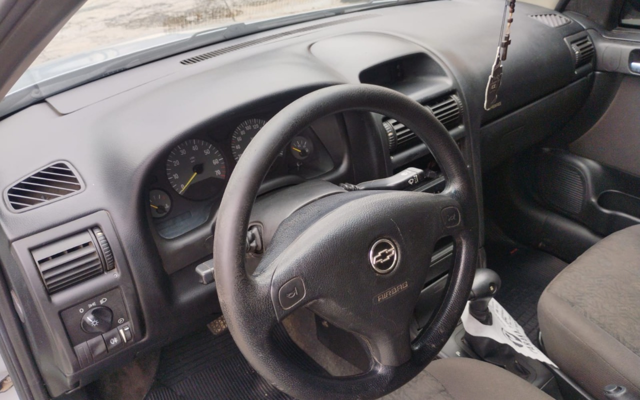 imagem-https://www.socarrao.com.br/sc-vehicle-images-prod/941972/1773853084901-MTAuMi5qcGVn.jpeg