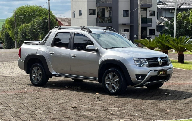 imagem-https://www.socarrao.com.br/sc-vehicle-images-prod/942023/1773854632924-035be7af74cf460eabee46458c86af78_1773854425217.jpeg