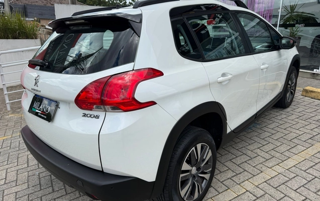 imagem-https://www.socarrao.com.br/sc-vehicle-images-prod/942040/1773854842620-003_fdac287fdc9f93b328000540776e4b3d.jpeg