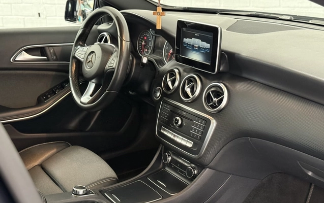 imagem-https://www.socarrao.com.br/sc-vehicle-images-prod/942302/1773858603679-vehicle_image_1773513944_a1a0d0fef562db9162013c0350aa4418.jpeg