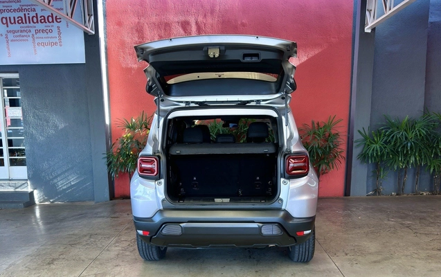 imagem-https://www.socarrao.com.br/sc-vehicle-images-prod/942444/1773860456442-7_052300.jpg