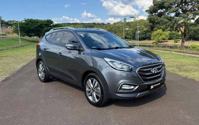 imagem-https://www.socarrao.com.br/sc-vehicle-images-prod/942449/1773860540423-V2hhdHNBcHAgSW1hZ2UgMjAyNi0wMy0xOCBhdCAxNS40Mi40My5qcGVn.jpeg