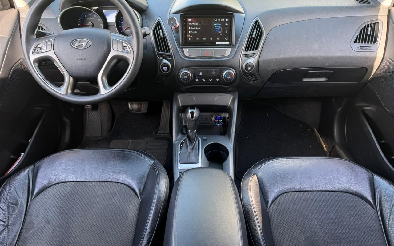 imagem-https://www.socarrao.com.br/sc-vehicle-images-prod/942449/1773860541208-V2hhdHNBcHAgSW1hZ2UgMjAyNi0wMy0xOCBhdCAxNS40Mi40NSAoMikuanBlZw.jpeg