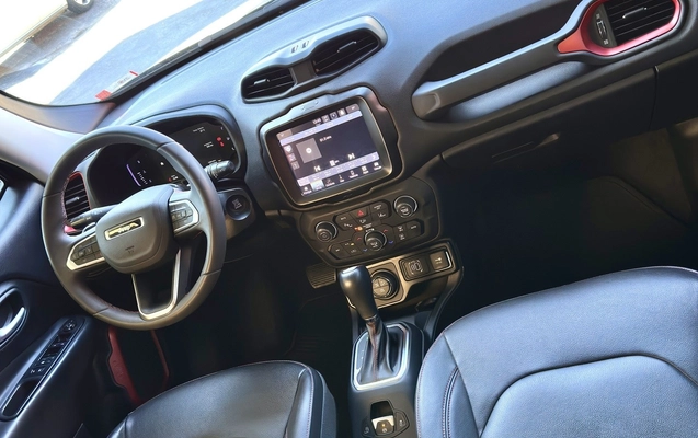 imagem-https://www.socarrao.com.br/sc-vehicle-images-prod/942482/1773860877039-16_035246.jpg