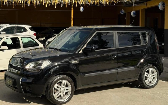 imagem-https://www.socarrao.com.br/sc-vehicle-images-prod/942498/1782611915501-7908734_1_B_f137be3cc5.jpeg