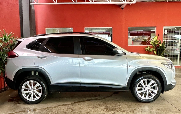 imagem-https://www.socarrao.com.br/sc-vehicle-images-prod/942513/1773861508515-16_051005.jpg