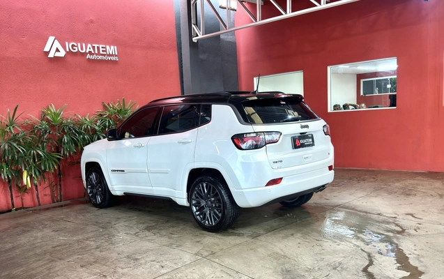 imagem-https://www.socarrao.com.br/sc-vehicle-images-prod/942551/1773861971666-18_053220.jpg