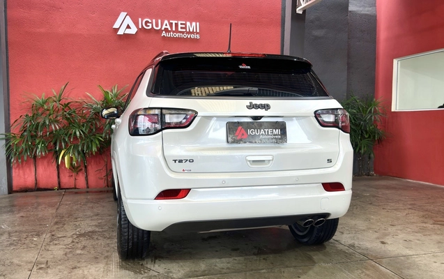 imagem-https://www.socarrao.com.br/sc-vehicle-images-prod/942551/1773861971666-19_053220.jpg