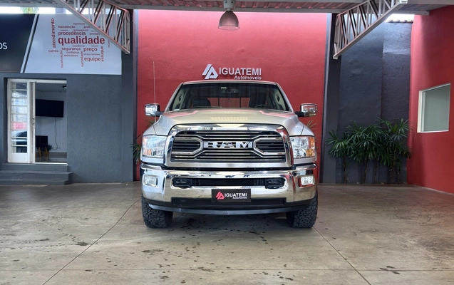 imagem-https://www.socarrao.com.br/sc-vehicle-images-prod/942573/1773862405800-16_115055.jpg