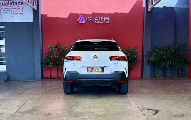imagem-https://www.socarrao.com.br/sc-vehicle-images-prod/942725/1773864250904-20_052508.jpg