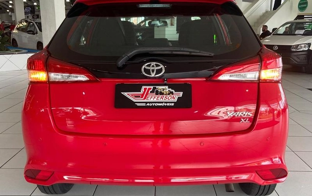 imagem-https://www.socarrao.com.br/sc-vehicle-images-prod/942887/1789391362949-7909389_8_B_1899fe6f51.jpeg