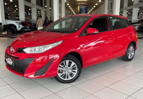 Toyota Yaris 2020 Vermelho — foto 1 de 3