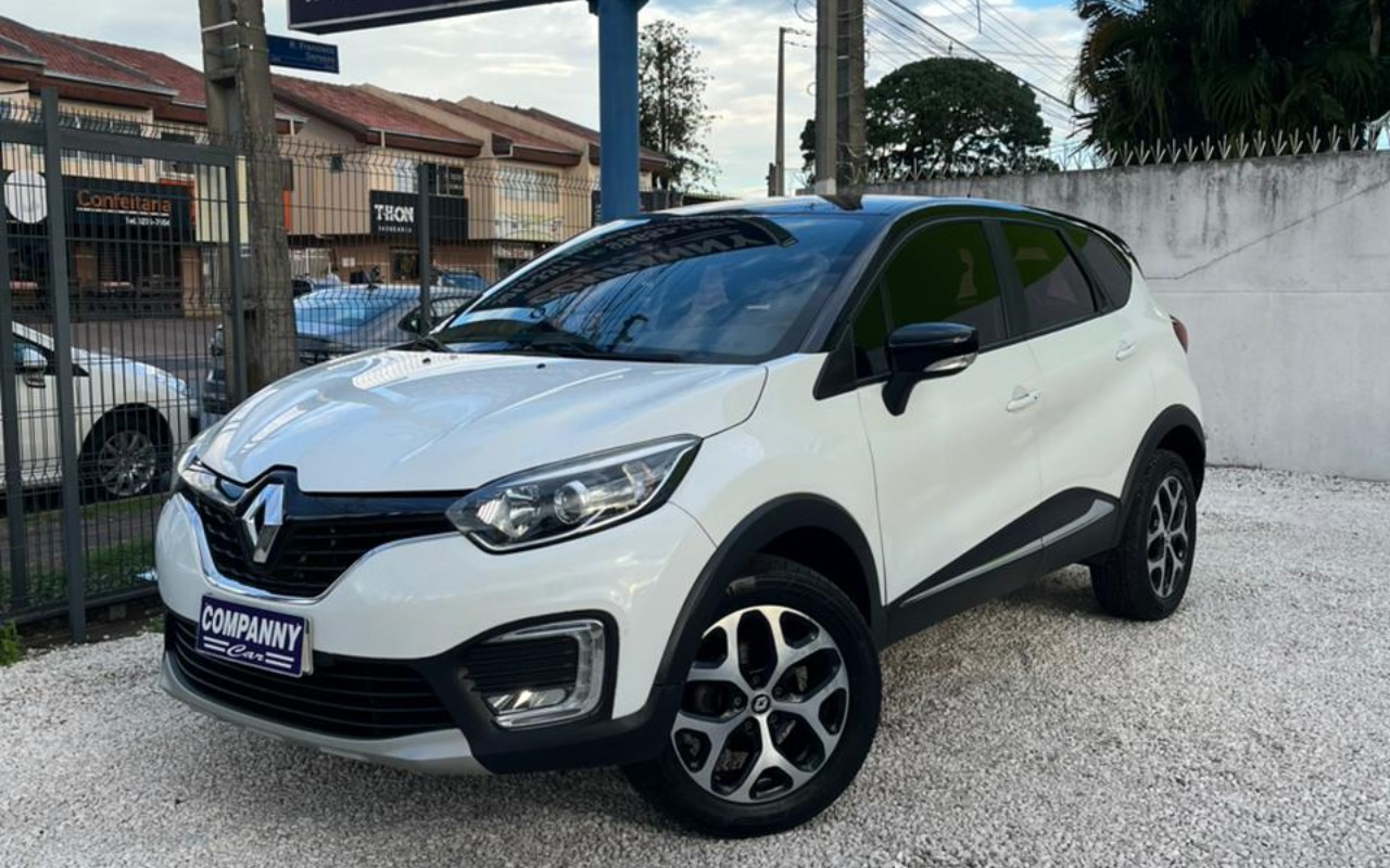 Renault Captur Intense Bose 1.6 16V Flex 5p Aut. na cor Branco em Curitiba / PR - 942924