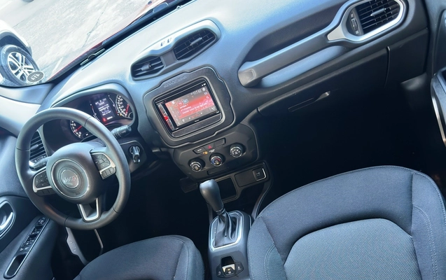 imagem-https://www.socarrao.com.br/sc-vehicle-images-prod/943027/1773868383237-12_055541.jpg