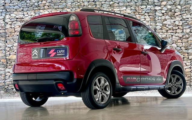 imagem-https://www.socarrao.com.br/sc-vehicle-images-prod/943053/1773870139250-SU1HXzQ2MDguanBn.jpg