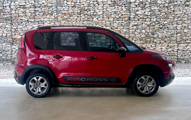 imagem-https://www.socarrao.com.br/sc-vehicle-images-prod/943053/1773870139649-SU1HXzQ2MDQuanBn.jpg