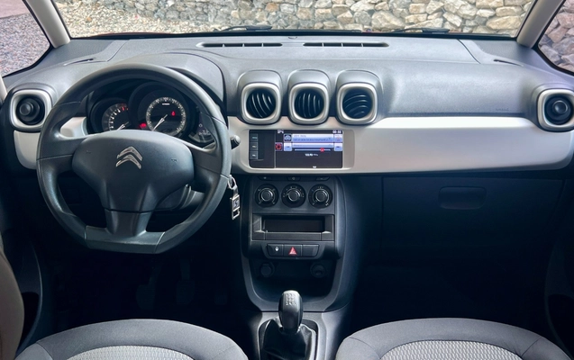 imagem-https://www.socarrao.com.br/sc-vehicle-images-prod/943053/1773870139879-SU1HXzQ2MjcuanBn.jpg