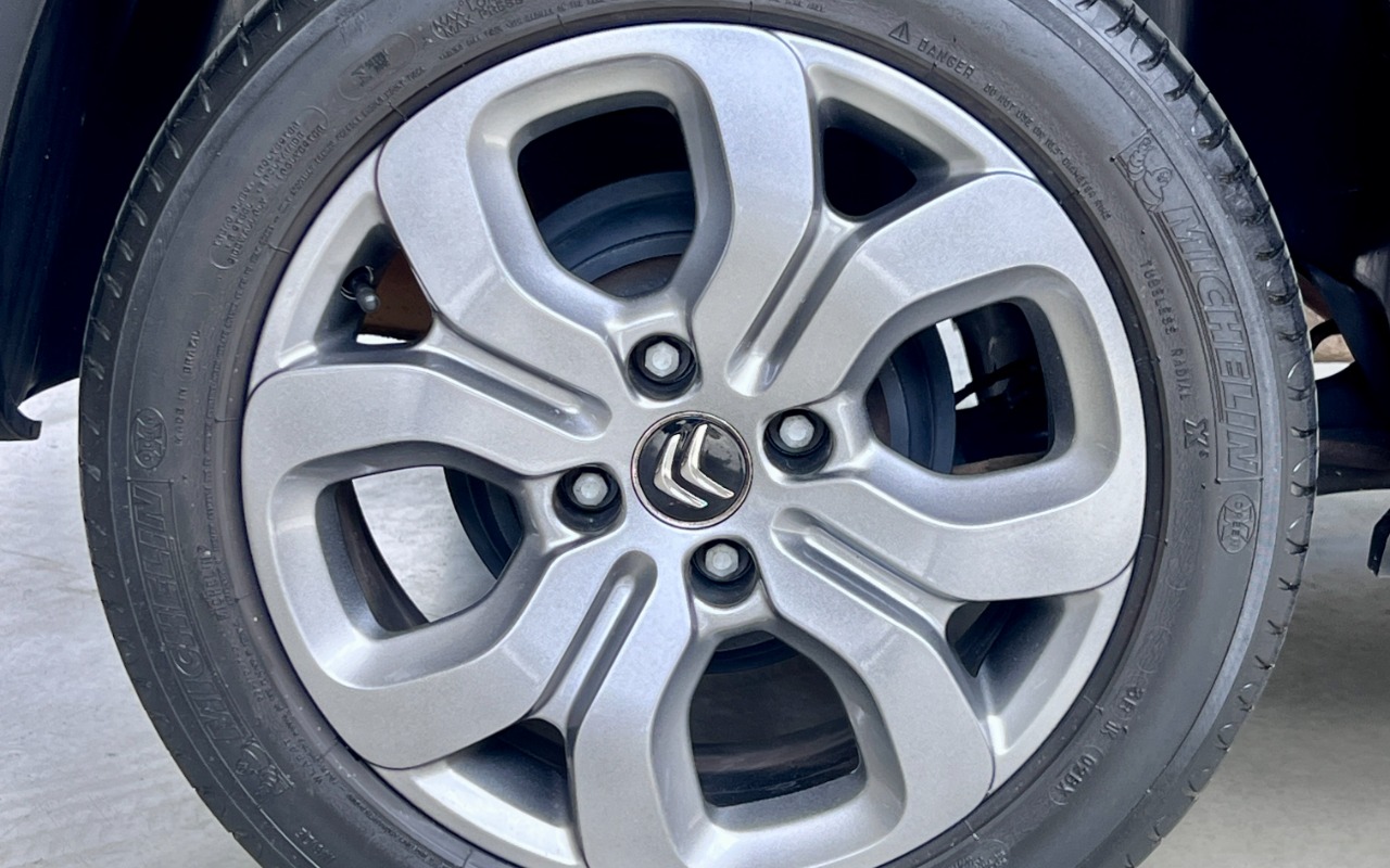 imagem-https://www.socarrao.com.br/sc-vehicle-images-prod/943053/1773870140319-SU1HXzQ2MTcuanBn.jpg