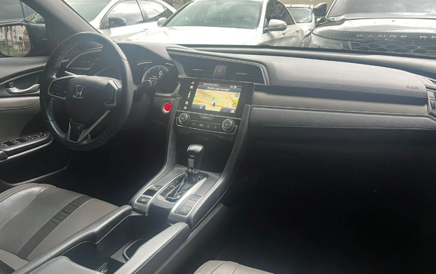 imagem-https://www.socarrao.com.br/sc-vehicle-images-prod/943141/1785853964801-gb-4c1b548.jpeg