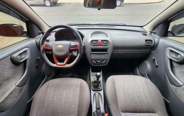 imagem-https://www.socarrao.com.br/sc-vehicle-images-prod/943443/1789395025952-7217517_2_B_a08bdb5df2.jpeg