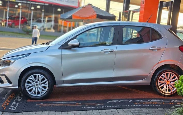 imagem-https://www.socarrao.com.br/sc-vehicle-images-prod/943448/1788617481660-7254169_7_B_a5fc3b01ad.jpeg