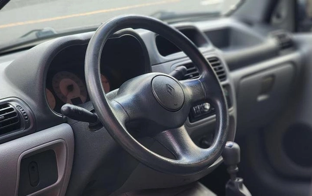 imagem-https://www.socarrao.com.br/sc-vehicle-images-prod/943457/1784921350752-7689057_7_B_9cf5a9729e.jpeg