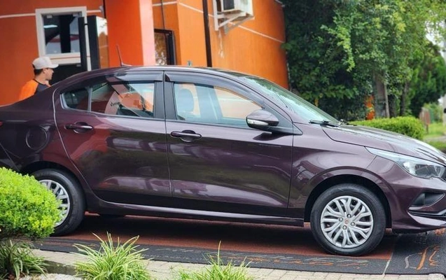 imagem-https://www.socarrao.com.br/sc-vehicle-images-prod/943460/1788982171803-7735703_7_B_1b646acd2d.jpeg