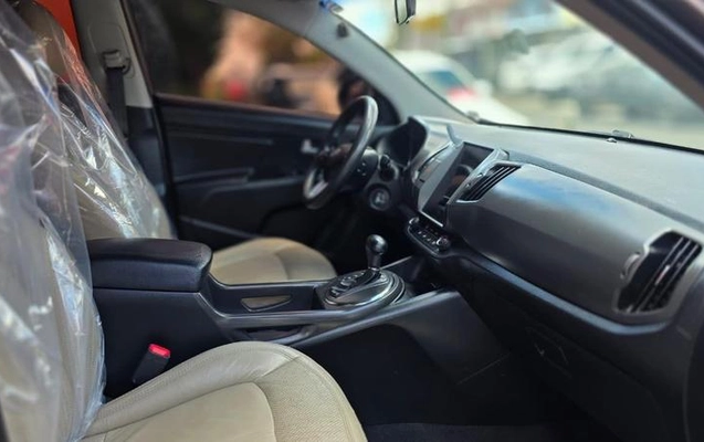 imagem-https://www.socarrao.com.br/sc-vehicle-images-prod/943464/1784925843059-7366960_4_B_619a892c98.jpeg