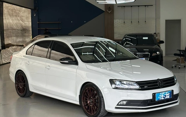 imagem-https://www.socarrao.com.br/sc-vehicle-images-prod/943690/1776256483674-78e054a0-038c-43d3-8b29-6ef8d7a01462.jpg