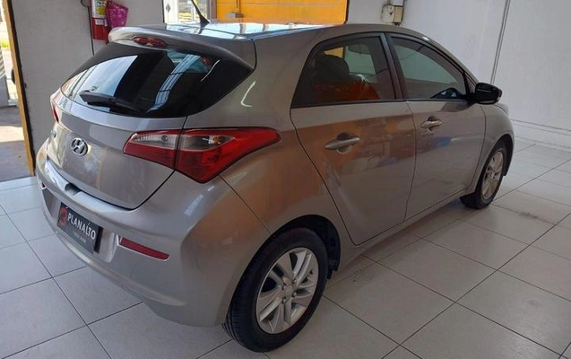 imagem-https://www.socarrao.com.br/sc-vehicle-images-prod/943710/1789579712684-7197860_10_B_58c62c770b.jpeg