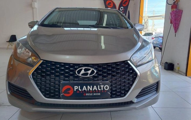 imagem-https://www.socarrao.com.br/sc-vehicle-images-prod/943710/1789579712700-7197860_11_B_ca3da83b07.jpeg